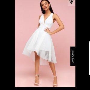 White lulus's midi dress in a Medium